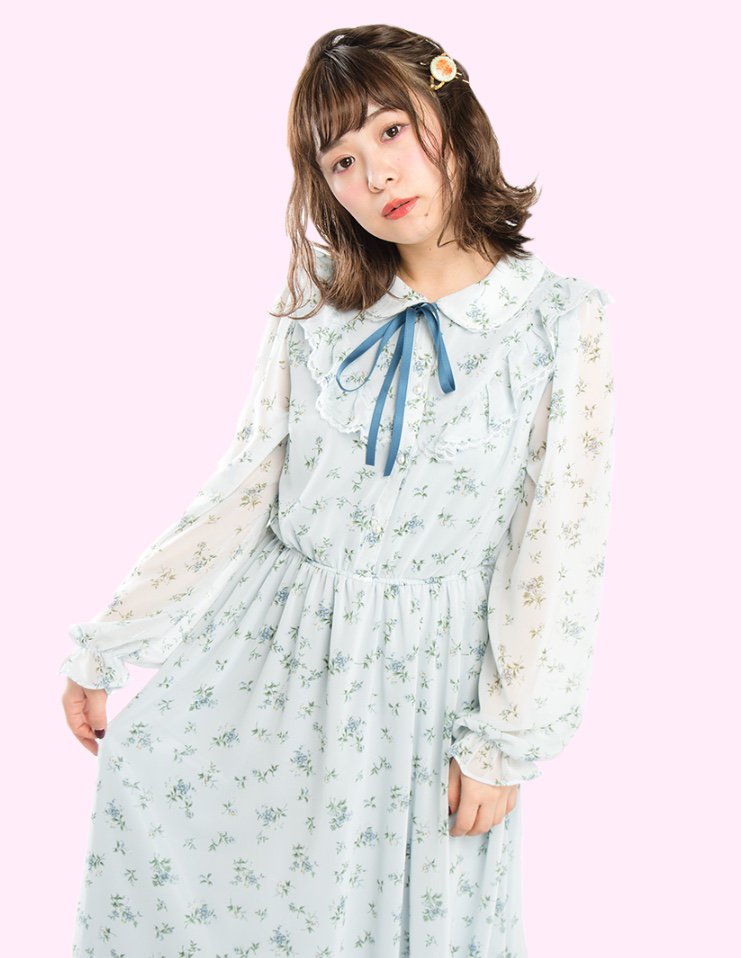 Bis ビス בטוויטר 平松可奈子イチ押し Honey Cinnamonの爽やかブルーワンピが可愛すぎる Kanaco1114 T Co W6pt3qs2k0 平松可奈子 かなかな Honeycinnamon ハニーシナモン ワンピ ワンピース サックスブルー 可愛い コーデ コーディネート 花