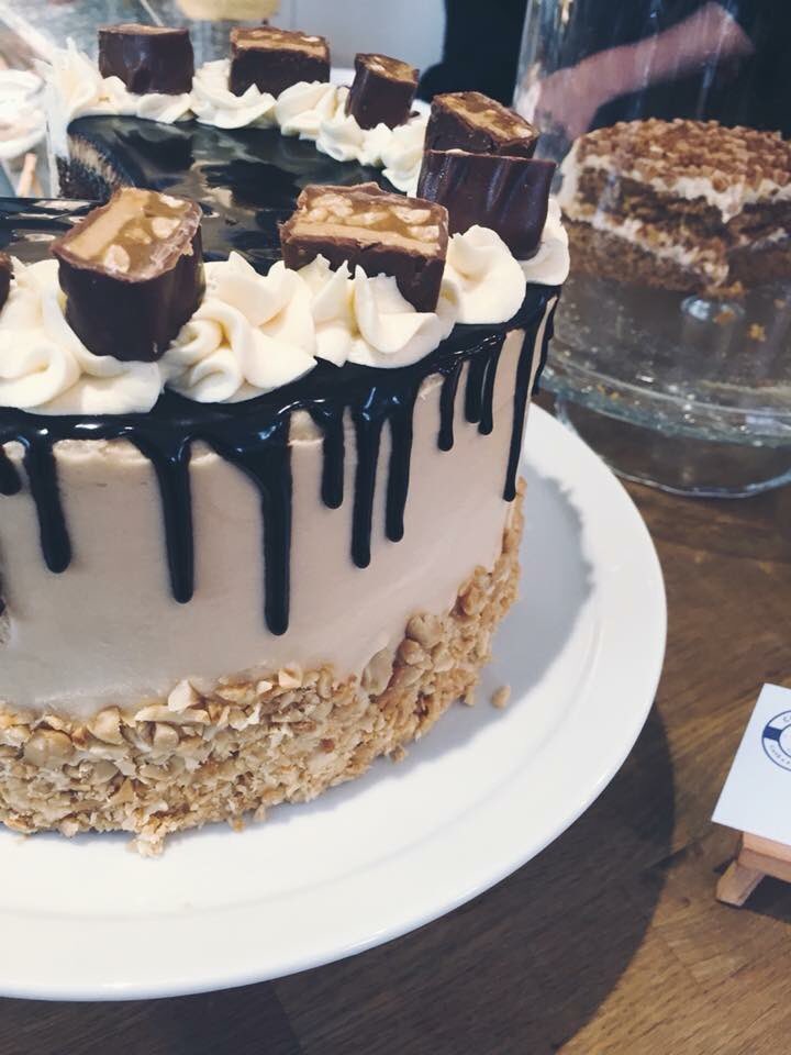 CoolRiverCafe1's tweet photo. S U N D A Y // Sunday is the day of rest and indulgence of course! Why not try this out for size! 🍰

Don’t forget we do takeout! 😜 https://t.co/WpVBPi5RBt