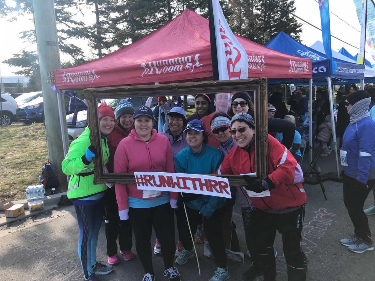 SharonASteele's tweet photo. #runwithrr here we go https://t.co/TTeEqsGVTJ
