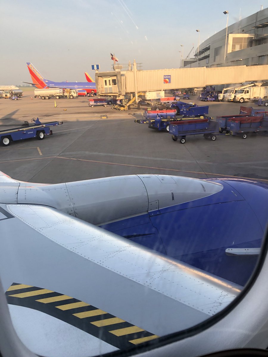 emilyrenedunn's tweet photo. LA we are coming for you! @THETNKIDS @jtimberlake #MOTWTour #MOTW #TXTOLA #ANYTHINGFORJT https://t.co/IZI46BL94O