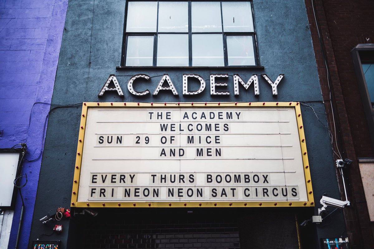 OMandM's tweet photo. ☘️ #DUBLIN! The #DefyTour is here and it is our first show EVER in #IRELAND! Come rock out! ☘️
•
• VIP 4PM
• DOORS 7PM
• SYLAR 7:30
• WAGE WAR 8:20
• OM&M 9:35
•
• https://t.co/CLqS9me5HA https://t.co/9itsi7Fr4f