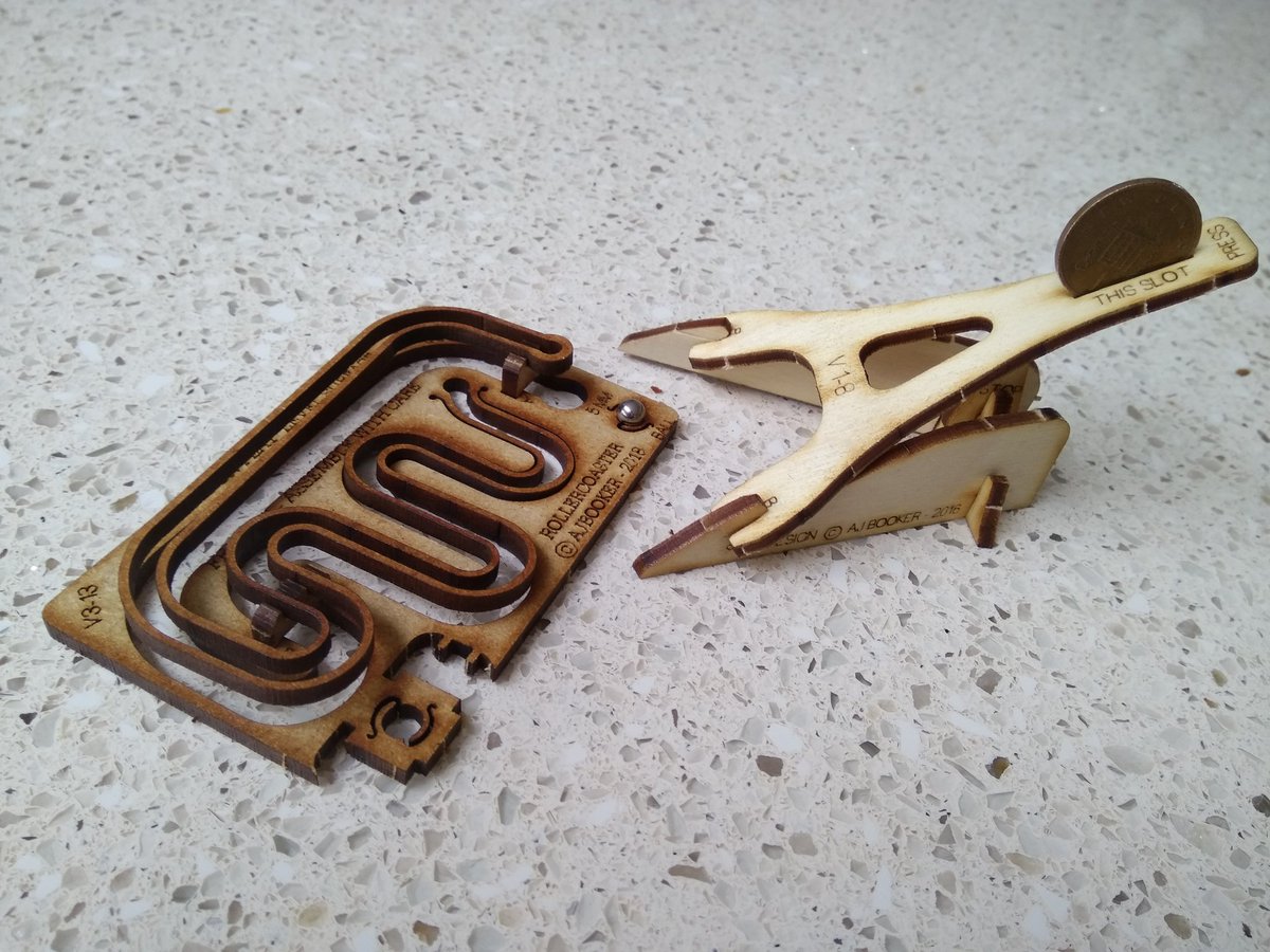 cgarside's tweet photo. Well somebody's just proved to herself that she can MAKE as well as watch the Grand Prix.
And I've just proved to myself that I can last 5 minutes before screeching 'Watch the windows' 😂
Thanks to https://t.co/YA5J8AeGs3 for #SundayMaker chaos from #MakerFaireUK - love it! https://t.co/qB9Kcbiqj4