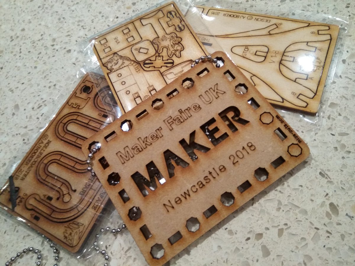 cgarside's tweet photo. Well somebody's just proved to herself that she can MAKE as well as watch the Grand Prix.
And I've just proved to myself that I can last 5 minutes before screeching 'Watch the windows' 😂
Thanks to https://t.co/YA5J8AeGs3 for #SundayMaker chaos from #MakerFaireUK - love it! https://t.co/qB9Kcbiqj4