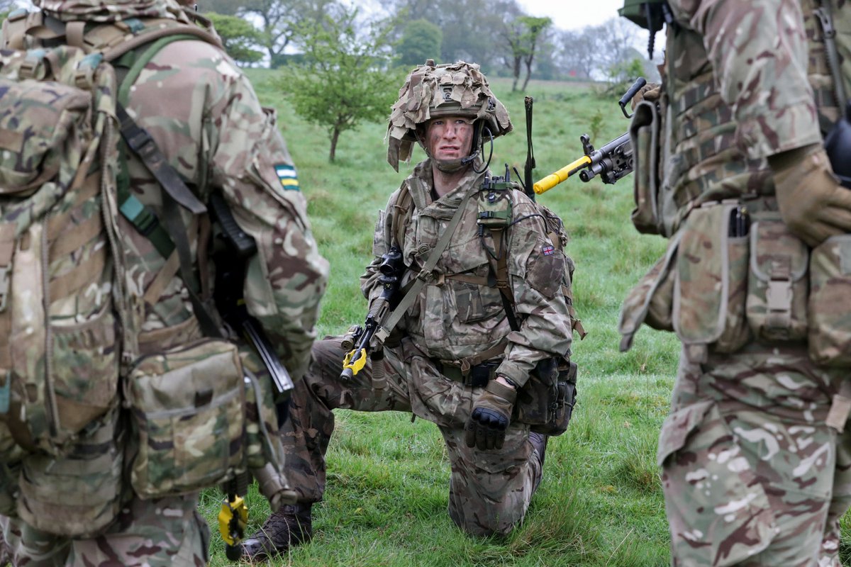 richardwatto's tweet photo. ..good rainy day out with @RoyalYeomanry yesterday, somewhat shortened by #rangecontrol :( but we get what we can in the time we have - thanks Gentlemen, see you again soon #STANTA #ArmyReserves #ArmyJobs @7thRats @Army_Leadership @Pgildartjackson @soldiermagazine https://t.co/OdDZitXxFc