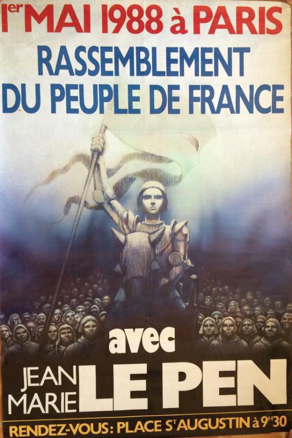 31)EN 1988 Jean-Marie Le Pen entend récupérer la tradition et la journée dans l’entre deux tours des électionsSon défilé de la place des Pyramides à Concorde renoue avec les rituels des ligues, avec un défilé des régions