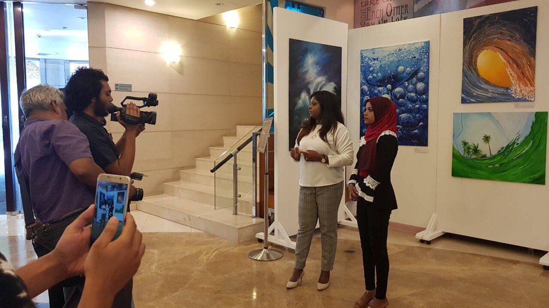 Maldivian_Art's tweet photo. Hotel Jen's "Why art week" collaborating with @HotelJenMaldive
Do not forget to visit &amp; explore some contemporary art of Maldivian artists. Exhibition is open for public till 5th of May 2018.
#Maldivianartist #leaveboringbehind #jenwhyart #contemporary #localartmv #Maldives https://t.co/SatzTdHTGL