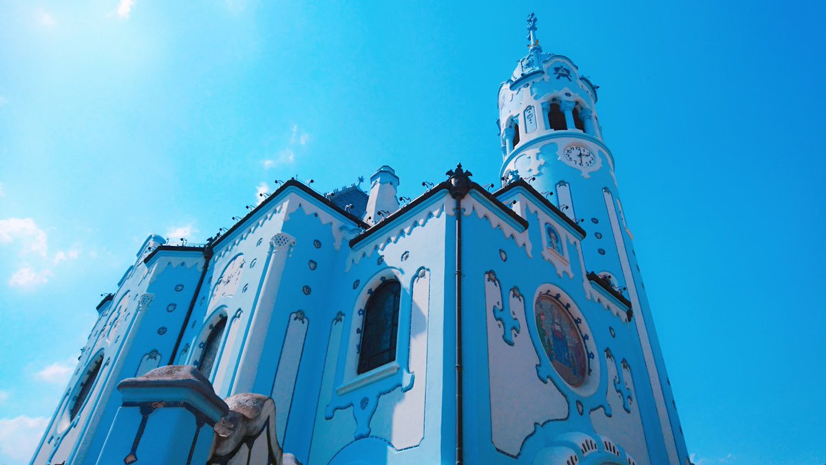 ট ইট র シシ スロバキアの首都ブラチスラバ 青い教会 がとても素敵だった