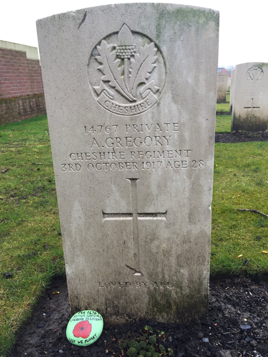 dazscuba400's tweet photo. @PAS1FrenchTrip Great image and the ones I have done and placed on unknown soldiers grave and one I am researching. https://t.co/EBnxgRHSD1