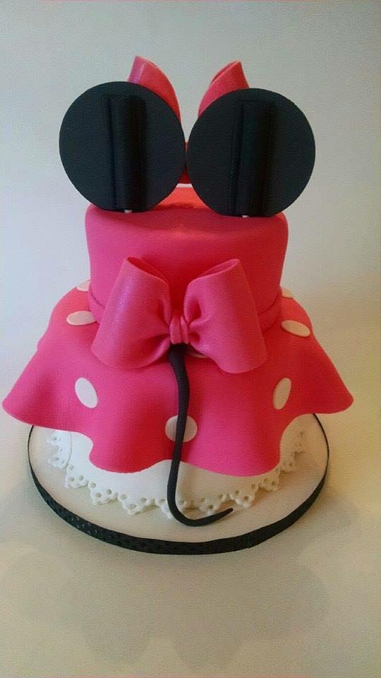 PartyTimeIdeas's tweet photo. ❤️🖤❤️🖤🎂🎂🍰🍰 https://t.co/CXeDUbyCQP