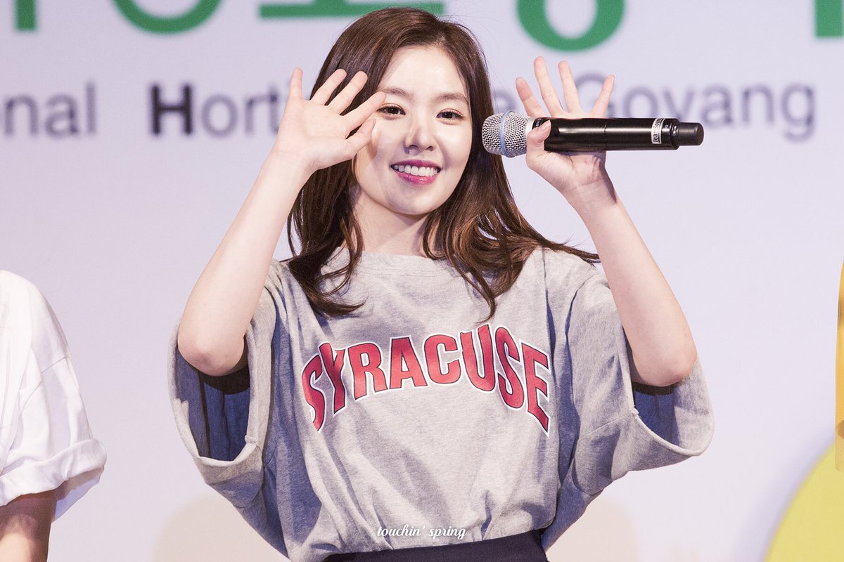 n년전 오늘의 아이린 봇 tweet media