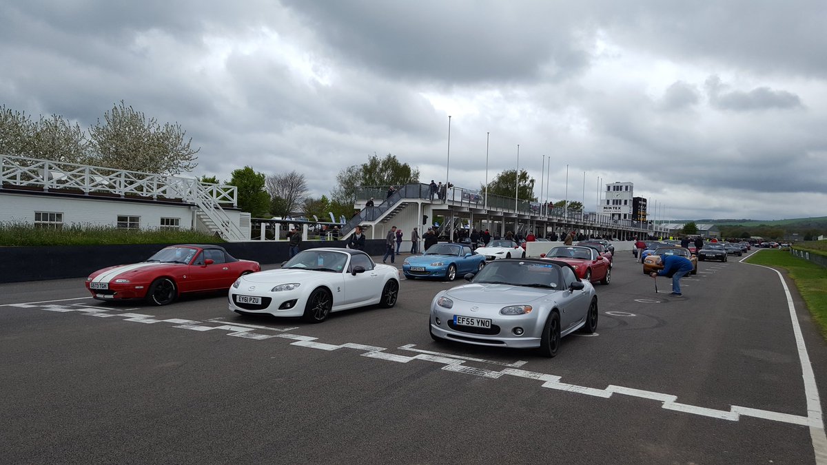 racerfandude's tweet photo. @GoodwoodMC @mx5oc #MX5 #Miata #MX5Nation My MX5 is here somewhere https://t.co/7aztMk8mol