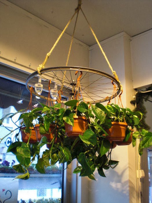 gorodunet's tweet image. Несколько идей садового декора с помощью подручных материалов

#садовыйдекор #красивыйсад #изтогочтобыло