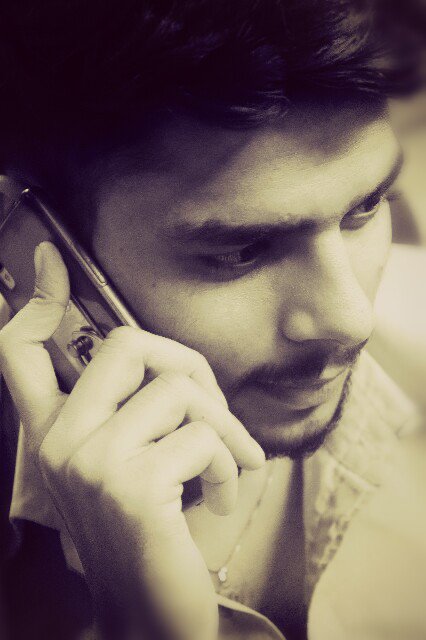 VihuVishal's tweet photo. #टूटता हुआ तारा सबकी दुआ पूरी करता है..क्यों के उसे टूटने का दर्द मालूम होता है

#vihu https://t.co/0ZBmUJbQgp