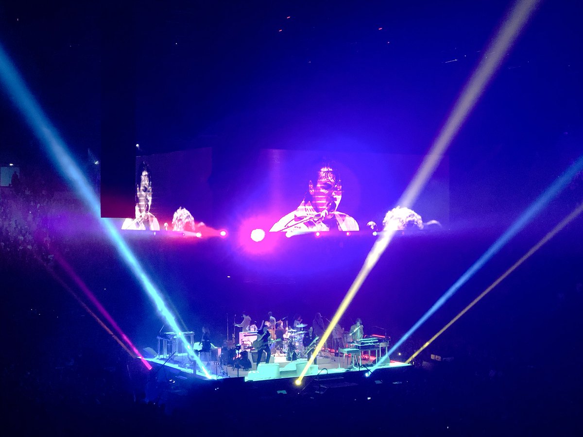 Alexandre_GLS's tweet photo. Hier soir, @arcadefire a enflammé l’@AccorH_Arena. 🔥 #ArcadeFire #EverythingNow #InfiniteContentTour https://t.co/PqbnGHgz3i