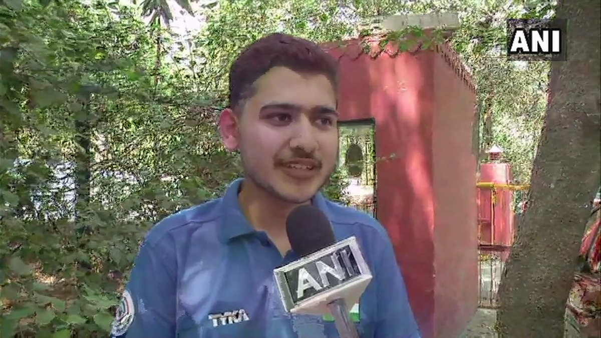 ANI's tweet photo. It felt happy that PM Modi spoke about me &amp; my performance at the Commonwealth Games in his radio program 'Mann ki Baat. Winning a gold medal at CWG has given me immense confidence: Anish Bhanwala, 15-year-old shooter who won a gold medal at the Commonwealth Games 2018 https://t.co/mXbVYjRuYn