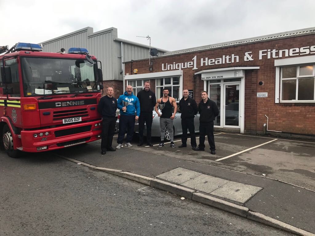 WMFSSutton's tweet photo. We would like to thank @Unique1gym for their support in raising £1000 for a colleague who is suffering with cancer. They heard about the cause through a partnership with red watch promoting healthier lifestyles. Thank you for your generosity #saferstrongerhealthier @WestMidsFire https://t.co/zADTSpdDI9