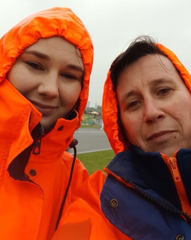 protec44's tweet photo. En #loireatlantique, nos secouristes bravent les éléments pour vous porter secours ! #pluie #karting #motocross https://t.co/yb0O7xhONe