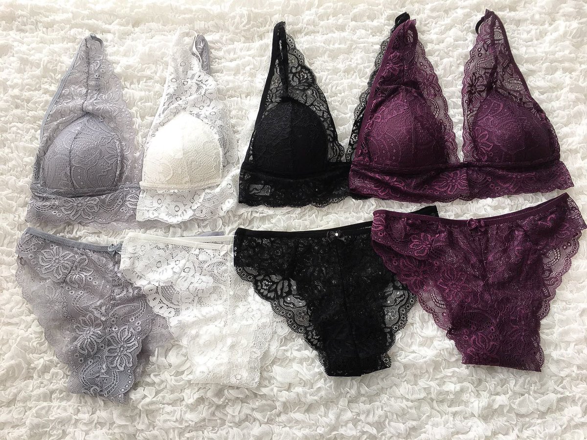 📢Çekiliş Var! 
Bu tweeti RT'leyen ve bizi takip eden 4 şanslı kişiye görseldeki takımları hediye ediyoruz. 
1. Talihli; Sincap Grisi
2. Talihli; Kırık Beyaz
3. Talihli; Siyah
4. Talihli; Mürdüm rengini kazanacak. 
Kazananları 5 Nisan 2018 Cumartesi gecesi açıklayacağız.