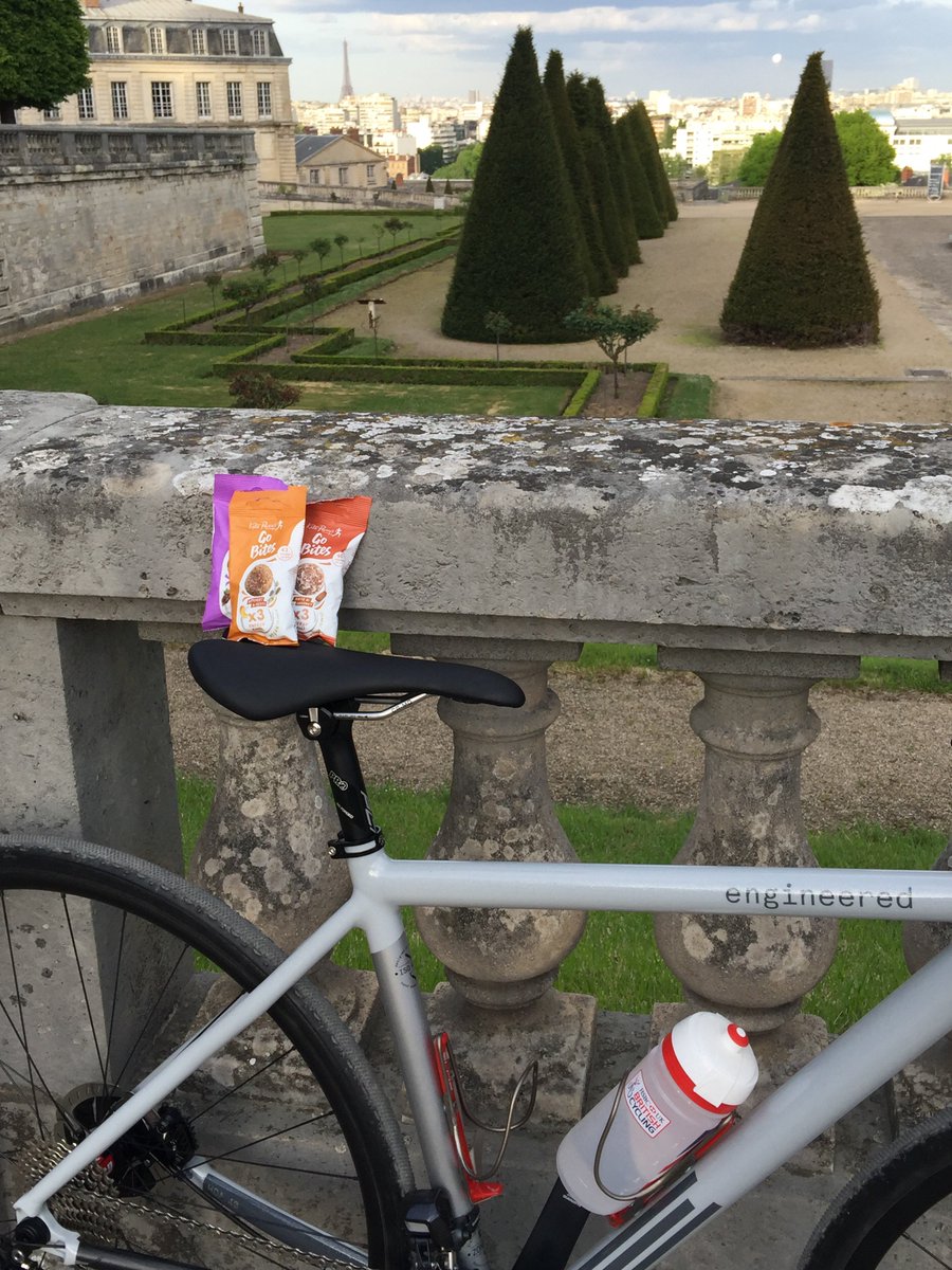 bristolgp's tweet image. What a glorious day for a ride in Paris... (that is the Eiffel Tower in the background). @gofasterfood and @engineeredbikes powering our @lesportifcc ride! Happy cycling Sunday everyone #BristolGP