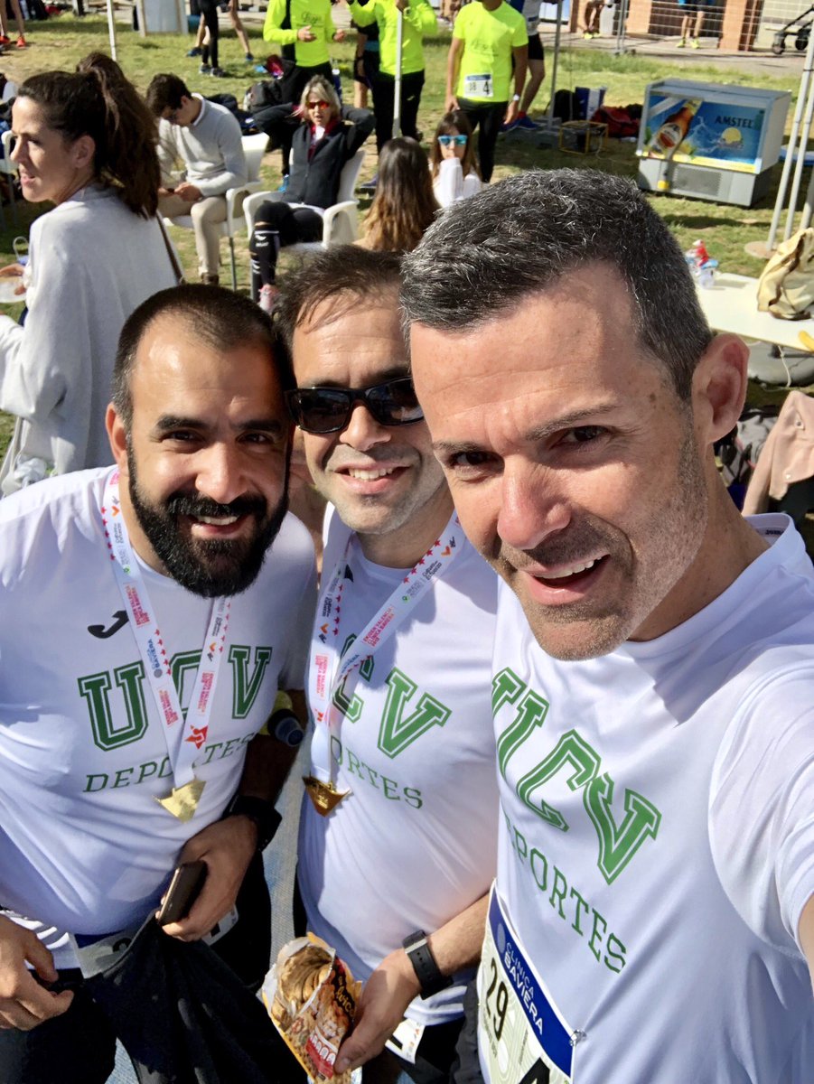 Guillamo4Ever's tweet photo. Hoy hemos representado a la @UCV_es en la EKIDEN VALENCIA 18... Muchas gracias al @safd_ucv por estar pendiente de nosotros #ucvrunners #deporte #compañeros #somosucv https://t.co/d73BooAP9e
