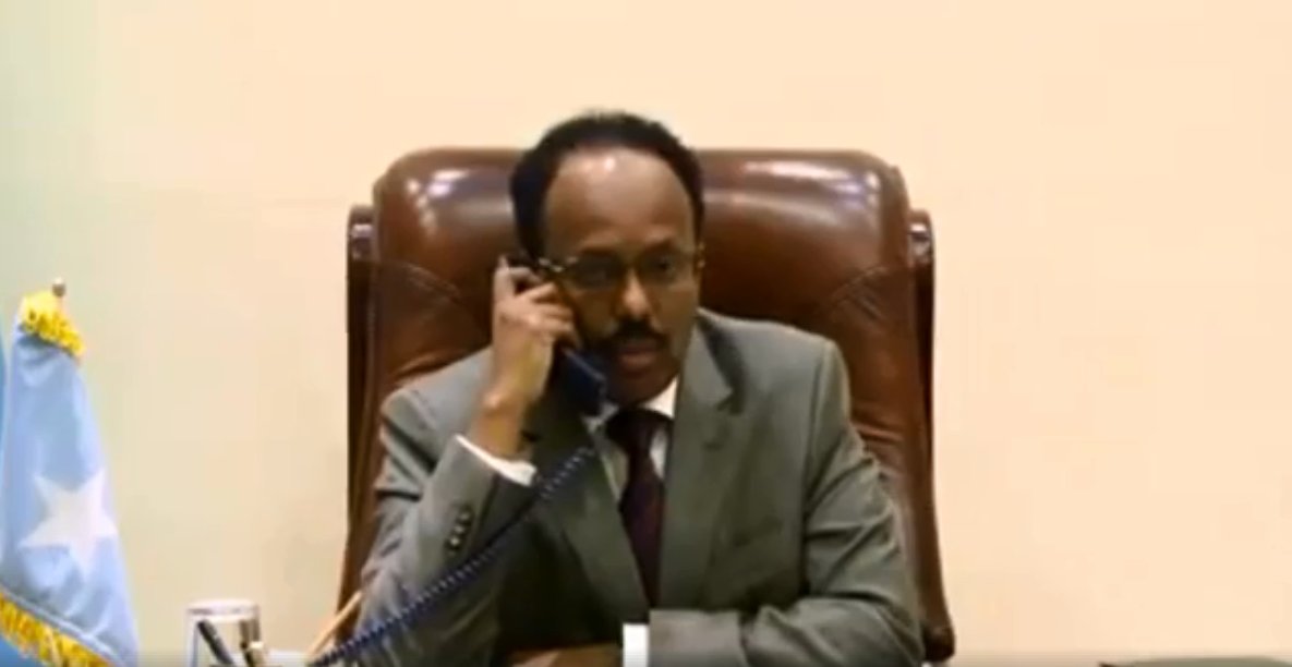 GoobjoogMedia's tweet photo. President @M_Farmaajo cheers up the #Ocean_Stars ahead of U17 CECAFA match with Tanzania's Serengeti Boys. Tells them to 'bring the cup home' in telephone call to coach Salad Farah Hassan https://t.co/FgLZlfhvpN