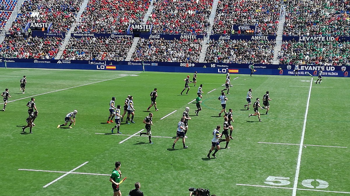 mtgirau's tweet photo. #CopaRugby2018 en estadio Ciutat Valencia.Impresionante. https://t.co/5o76kvtPqi