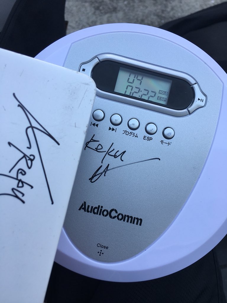 ritorunnba's tweet photo. サインありがとうございました。
再びAcuticNotesのお二人の新たなアルバムに出会えてとても、幸せです。
本当に、本当にありがとございました。#AXENICK https://t.co/wuDrTuvlJt