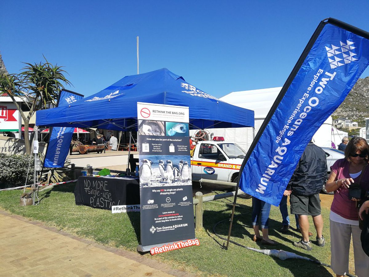 2OceansAquarium's tweet photo. Our @RethinkTheBag campaign is at #PringleBayFestival - encouraging the use of reusable alternatives to single-use plastic items. #noplastic #rethinkthebag #turnthetideonplastic https://t.co/7c3nGubQx6
