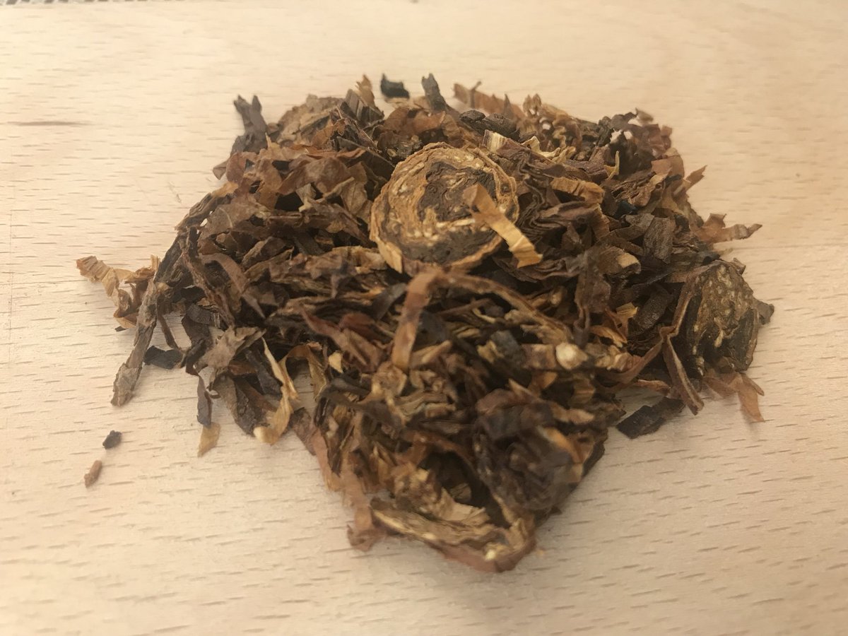 GerdKebschull's tweet photo. *TAK - Old Louisiana Mix* yearpipe #VAUEN #TIMEFORavauen
#tabakKiel
#TakLatakiaCake
#takOldLouisiana
#tobacco
#HerbertMotzek
#TomDarasz @TABAK_KONTOR_de @PortmannTabak @pt_mag @Reemtsma_ITG @thetobaccopipe @Vauen_Pfeifen https://t.co/F8bAEPHDSt