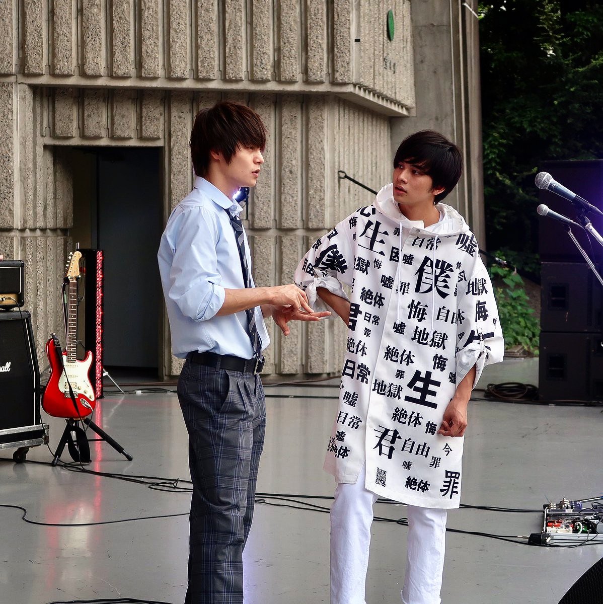 北村匠海 俳優 Dish 動画像 V Tvittere 僕やり撮影裏 北村匠海 俳優 歌手 ダンスロックバンド Dish ギターボーカル リーダー 窪田正孝 ドラマ 僕たちがやりました 僕やり 主題歌 9話10話ゲスト出演 スターダスト 画像