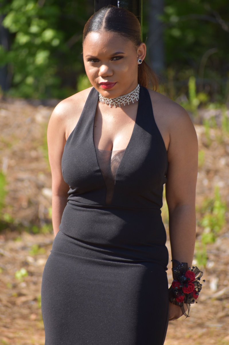 cgrizzellphotos's tweet photo. @Raegaan1 and @_Trill_Jayy looked amazing for the #juniorprom in all black #woodrich #SecureDaPack — #cgrizzellphotos #nikond5600 #Prom2k18 https://t.co/sPQOY1TLNW
