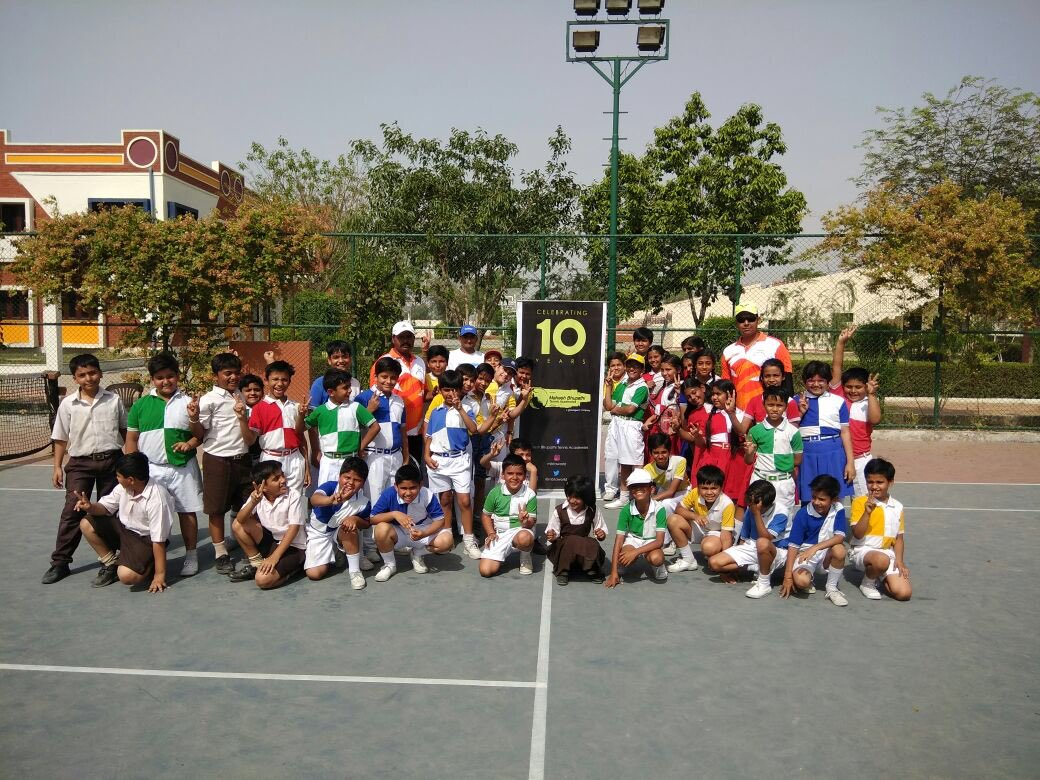 mbtaworld's tweet photo. We finished another successful one week camp at Parvati Radhakisan fomra school, Mathura. 
Here are some glimpses from the camp for you all.  

#MbtaWorld #Mathura #Tennis #Tennisclinic #learnfromthebest https://t.co/dRO3WT1XwL