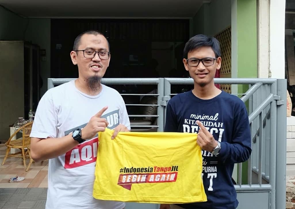 Tahniah wa Barakallah atas terpilihnya Akh M. Irfan Nail (@mirfnail sebelah kiri) sebagai Koordinator Chapter ITJ Bekasi Periode 2018-2020 menggantikan Akh Faizal Ghozali (<a href="/ichalhimurasan/">ichalhimurasan</a> sebelah kanan).