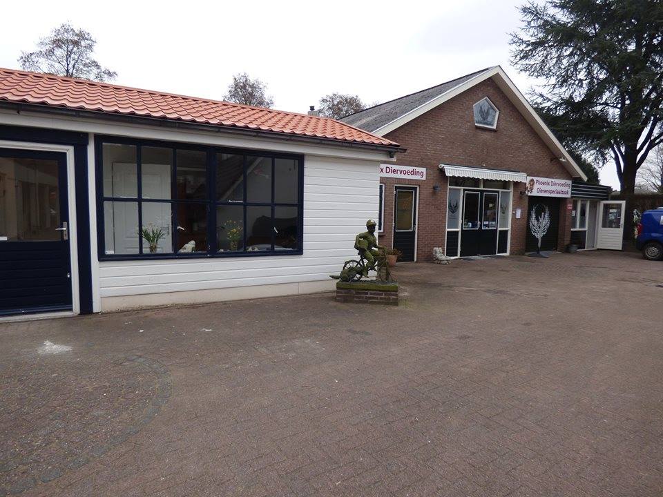 CLiCKhulphonden's tweet photo. In juli opent De CLiCK/Sanne Singer in Otterlo een praktijk voor gedragsadvies voor honden en hun eigenaar. Lees verder: https://t.co/WIzJ8jZ2wL https://t.co/g8VbMFN83J