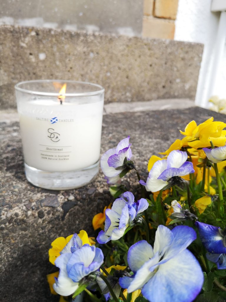 saltirecandles's tweet photo. Spring has sprung here at Saltire candles #candles #saltire #vegan #SmallBiz #giftideas #handmade https://t.co/voW2lHBtrF