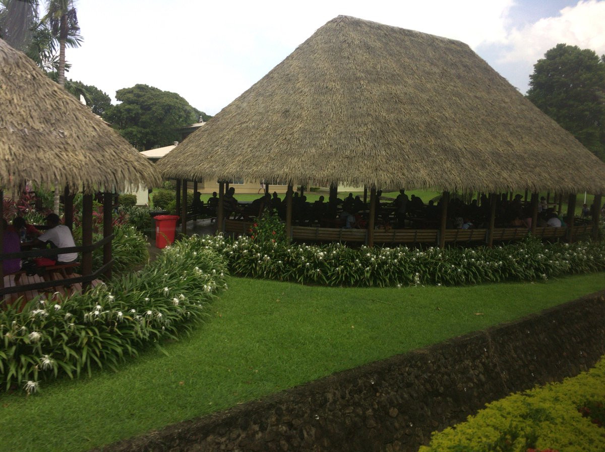 museumofsamoa's tweet photo. The museum of Samoa plays an important role in capturing and transmitting the traditional knowledge of our culture expert to the young people, meaning our culture as our true identity is safe for generations to come. #MuseumWeek2018 #DifferenceMW Pic: Fijian house https://t.co/JavUeq5bX9