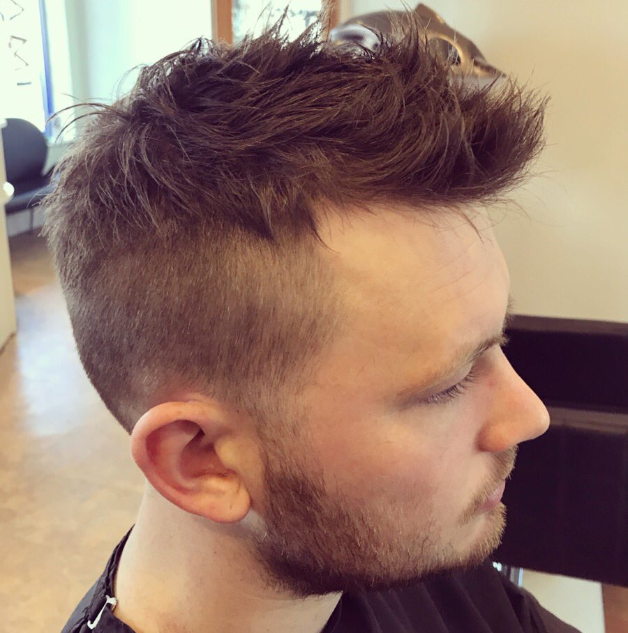LincolnImage's tweet photo. Men’s Barbering Restyle @LincolnImage https://t.co/8yShviTSK8