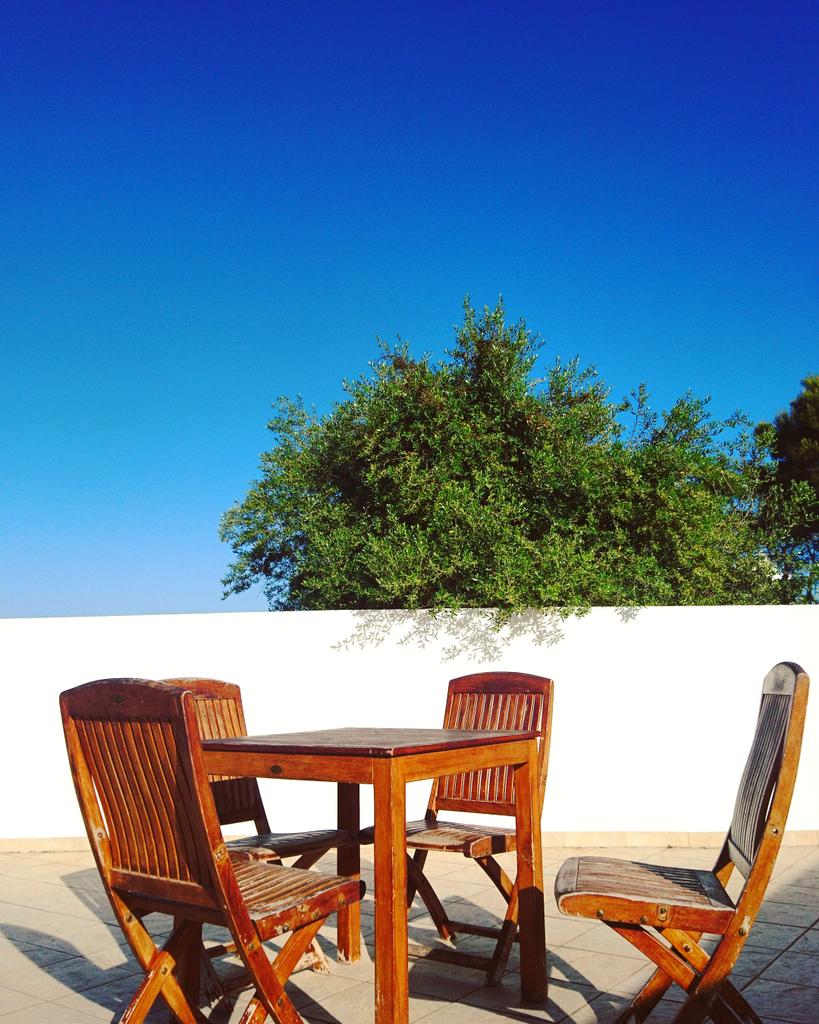 ColourThoughtCo's tweet photo. I wish all my evenings looked like this.
.
.
" #ColourResearch "
.
.
#BlueAndGreen #ShouldAlwaysBeSeen
.
. 
#LastNight #Holiday #Loliday #BlueSky #MrBlueSky #Garden #Terrace #Balcony #AparthotelFerreraBlanca #FerreraBlanca #Mallorca #Sunshine #Sunday #SundayFunday #SundaySunshine https://t.co/A5jPQr9AlJ