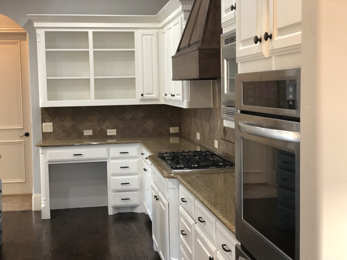 Patch Plus Paint On Twitter Painted Kitchen And Island Cabinets