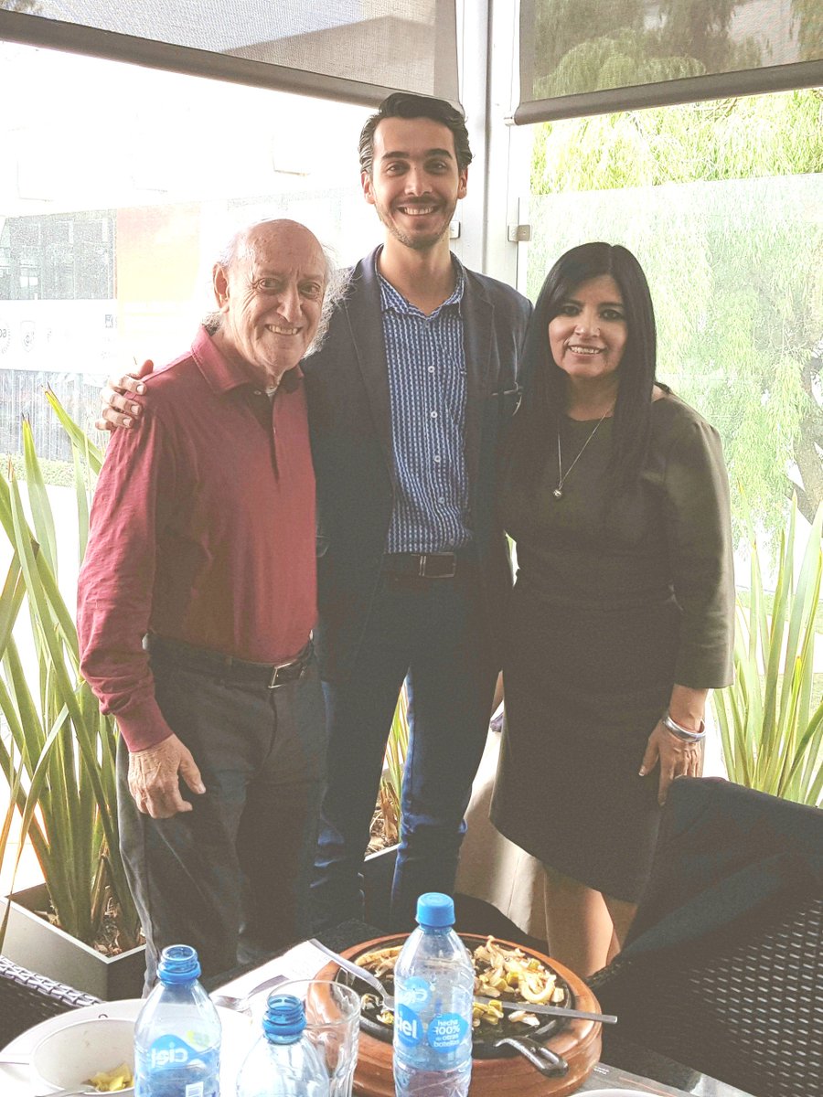 JOSE_DirCom's tweet photo. Queridos #JoanCosta y @pattyhidal ¡Nos une un afecto fraterno colmado de aprendizajes y agradecimiento. Doy gracias a Dios por compartir con mi familia estas invaluables experiencias! Nos vemos en Barcelona #Dircom #Dircomudla @DirComUDLA #YoDirCom @UDLAQuito #2CongresoDirCom https://t.co/0djSHf0mx3