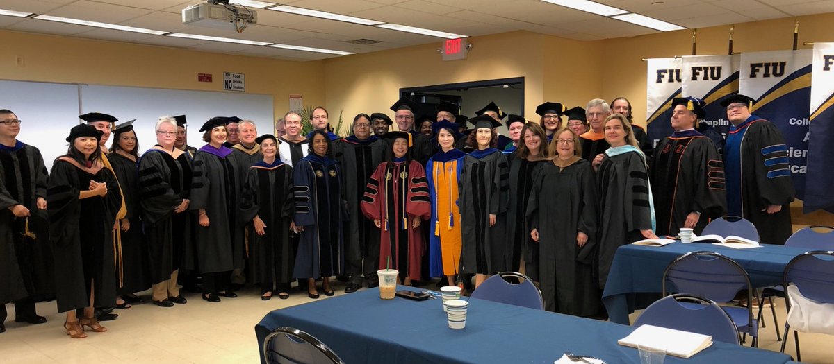 FIUBizNews's tweet photo. @FIUBusiness faculty ready to honor students at commencement. Way to go 2018 grads! @FIUBusiness #WeAreFIU #FIUBizGrad https://t.co/asVNTZt8tH