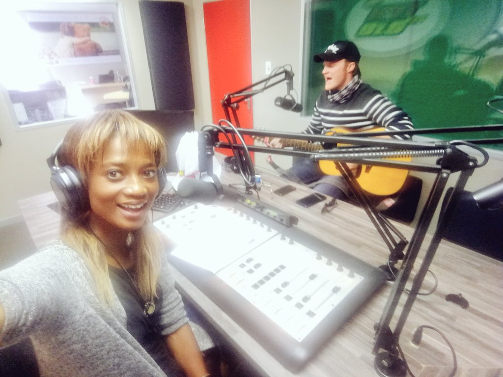 AndyLeve's tweet photo. Behind the Mic with the man with the big voice... Also known as Flash Gordon , he loves his musicals and some say be could've been a BackStreetBoy ... Ladies and gentlemen, it's @joshansleyzim ! #TheSoundofSA #samusic https://t.co/BtQqAredeG