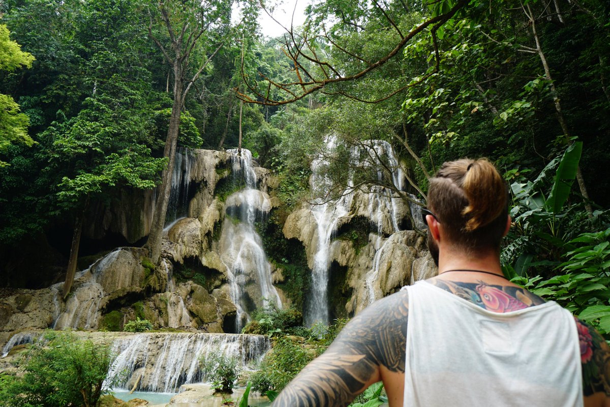 EverOnTravel's tweet photo. Letzter Tag in #Laos an den Kuang Si Waterfalls - das türkisblaue Wasser ist einfach nur der Wahnsinn 🤩

Morgen geht unsere #Weltreise weiter - wir sehen uns am Flughafen...

#Luangprabang #kuangsi #kuangsiwaterfall #reise #reiseblogger https://t.co/yyf8C16GlV