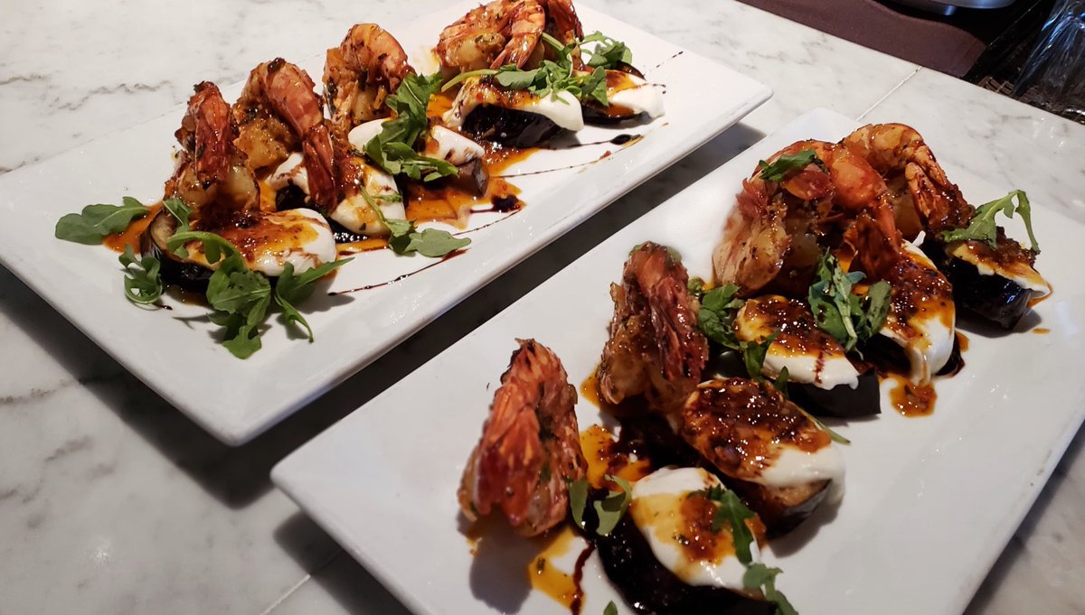 _TheRushton's tweet photo. Maple Shrimp !
#toronto #stclairwest #torontoeats https://t.co/Tha8JkhlzE