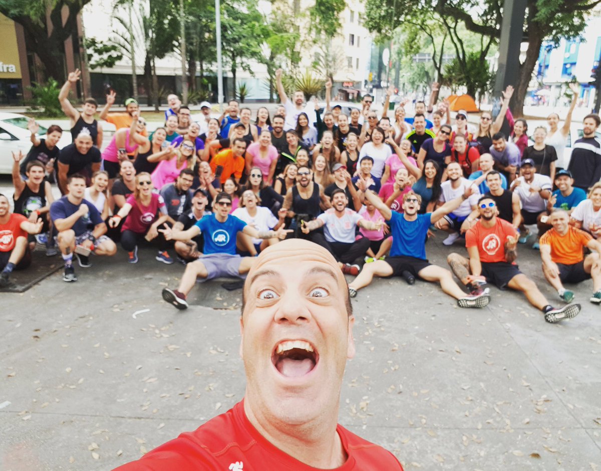 CorridaNoAr's tweet photo. Foi bacana demais participar do treino do @vemcnois invadindo a av. Paulista no domingo. Valeu, caras!
Os treinos dos grupos adidas Runners são abertos à todos - basta se inscrever pelo em https://t.co/POtZVR2oOm
#adidasrunners #boracorrersp https://t.co/GUXFRXdFUZ