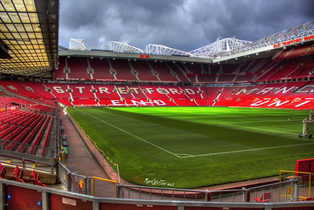 MUFCemptyseats's tweet photo. Live pictures from Old Trafford as United score a late winner against Arsenal #MUFC_FAMILY #mufc #afc #needtocatchaplane #theUnitedWay https://t.co/TdEqUJw9dM