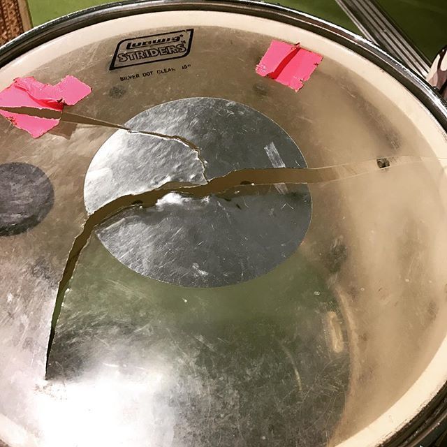 WireFaces's tweet image. Thank you @focomx and @downtownartery for having us! We had a blast. This busted drum head is a symbol of our love and gratitude for everyone who came out to the festival this weekend. #wirefaces #ludwigdrums #downtownartery #focomx10 #brokendrumhead ift.tt/2HA5ksx