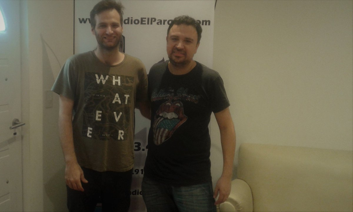 isladelosmonos's tweet photo. Ya en La Isla @gaspartessi para presentarnos su disco #Yoista
Los Monos le están afinando la guitarra así que se viene un #acusticodeferiado
Nos escuchas por @radioelparqueok hasta las 21
https://t.co/rpeXWf5AIR https://t.co/hQjJFqH9xv