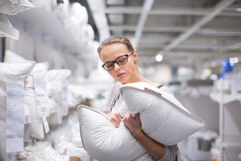 BoneJointCenter's tweet photo. Do you wake up with back or neck pain? Your pillow may be to blame. https://t.co/8Q9SPCGUKK https://t.co/QlKrpRxrRt