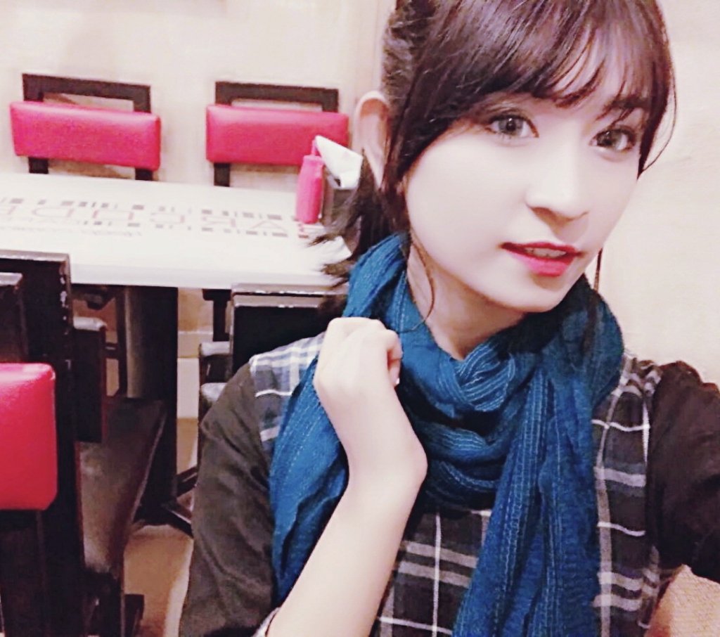 RaisaTanamu_RT's tweet photo. Hi! #checkdress #barcode #cafe #japan #restaurant #mafler #warm #selca #goodfeeling https://t.co/jYq2k4BSL6